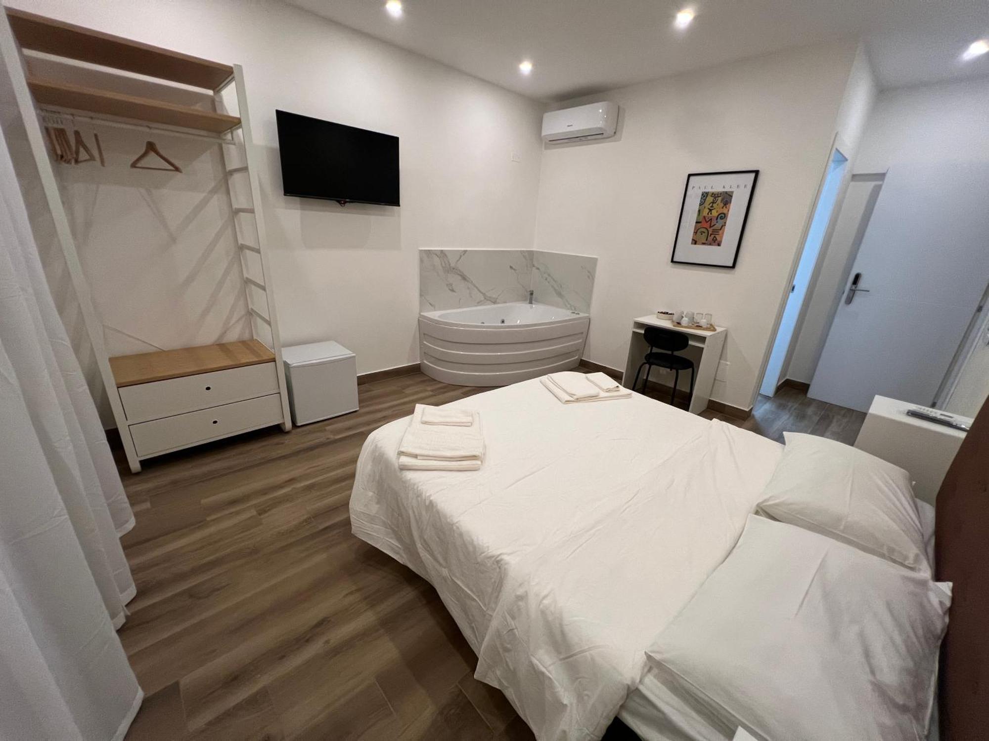 Suite 98 Rome Extérieur photo